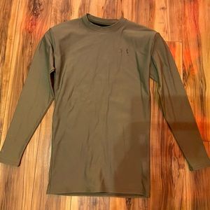 boys under armour olive green Long Sleeve dri-fit shirt